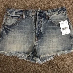 Free people denim shorts, NWT